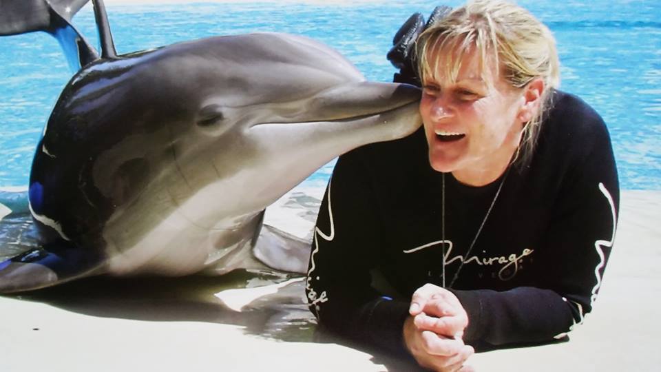 Kerrie Searle (Animal Communicator) and Duchess the Dolphin